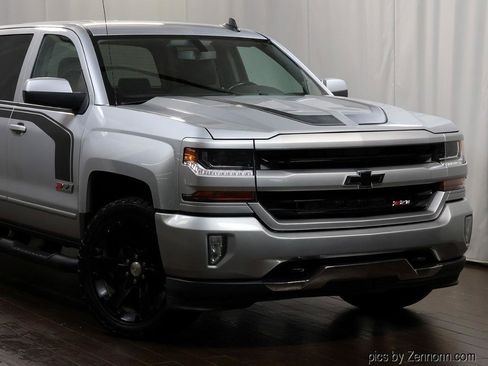 Used 2016 Chevrolet Silverado 1500 LT w/ Rally 2 Edition AWD/4WD image 2