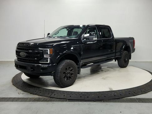 Used 2022 Ford F250 Lariat w/ Tremor Off-Road Package AWD/4WD image 4