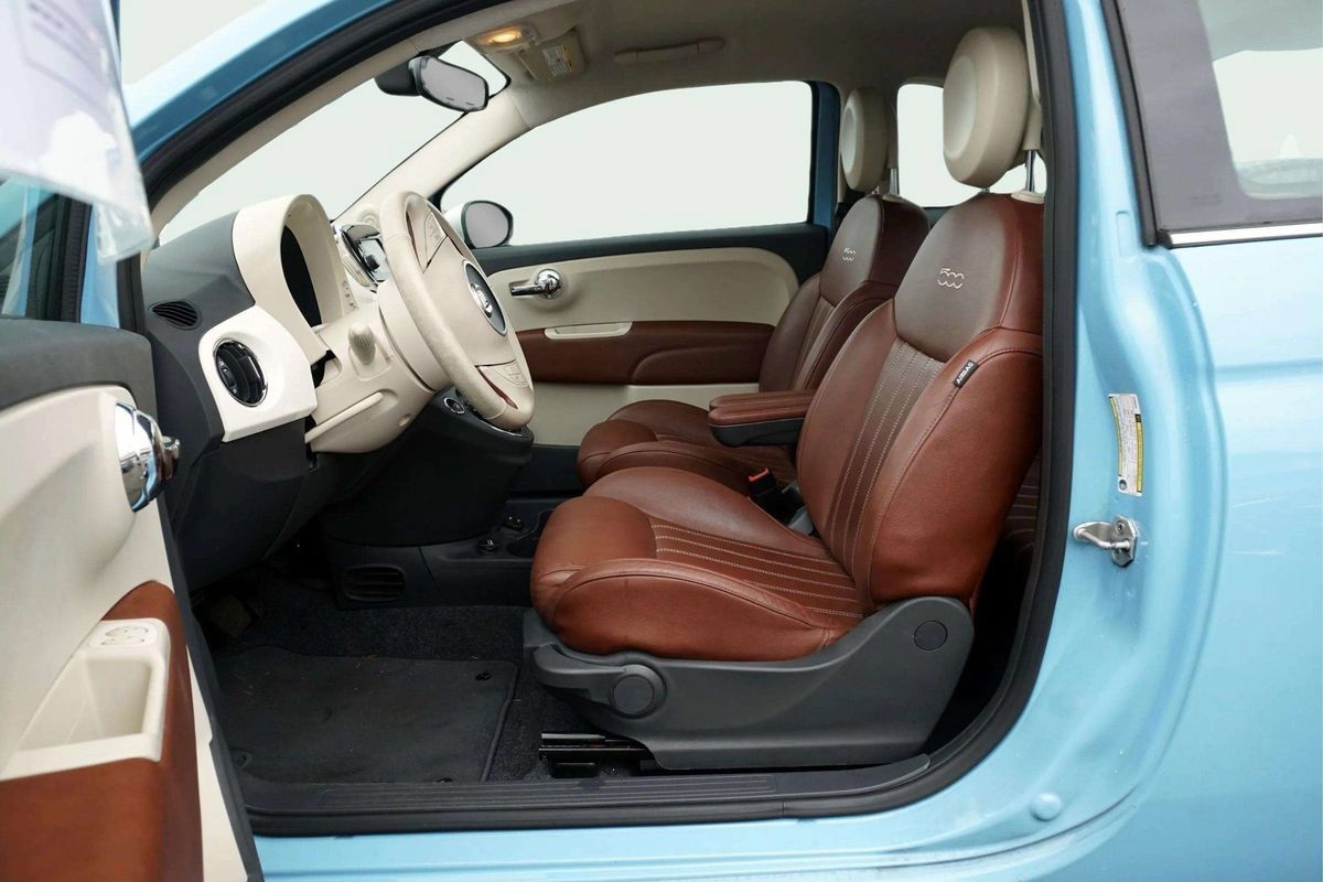 Used 2019 FIAT 500 Lounge FWD image 20