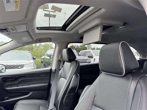 Certified 2025 Honda Odyssey Elite image 14
