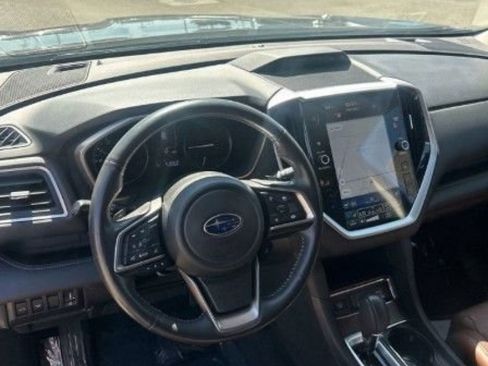 Used 2023 Subaru Ascent Touring AWD/4WD image 14