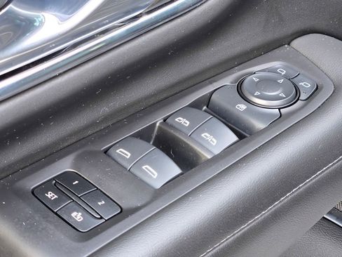 Used 2024 Chevrolet Tahoe LT image 33