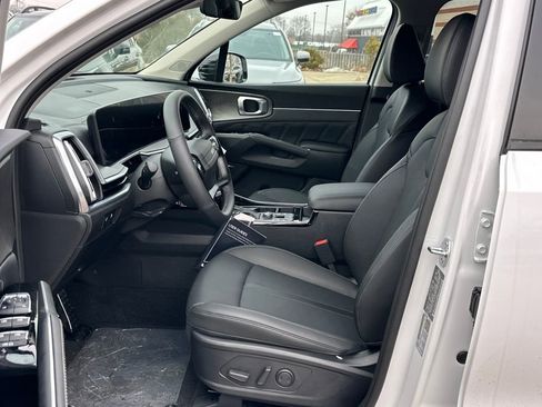 New 2026 Kia Sorento SX image 9