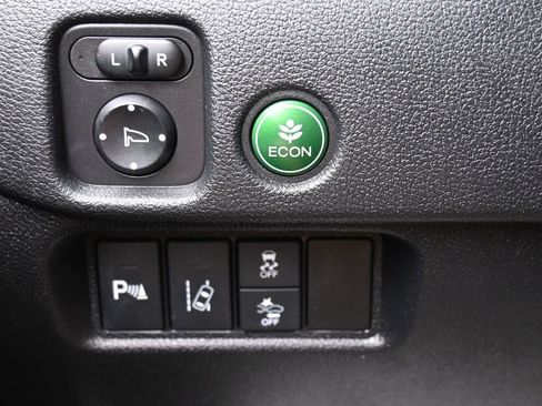 Used 2018 Honda Pilot Elite image 31