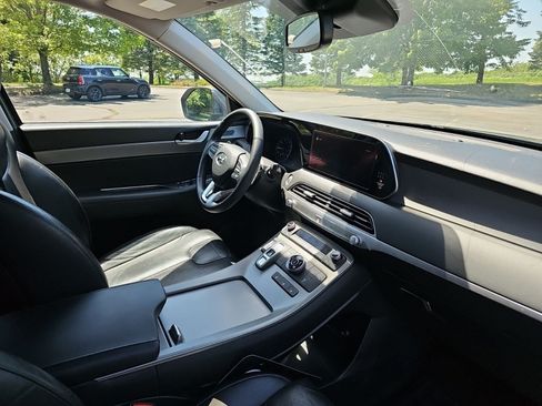 Used 2022 Hyundai Palisade SEL w/ 8P Bench Seat Package AWD/4WD image 11