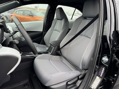 Used 2026 Toyota Corolla SE image 24