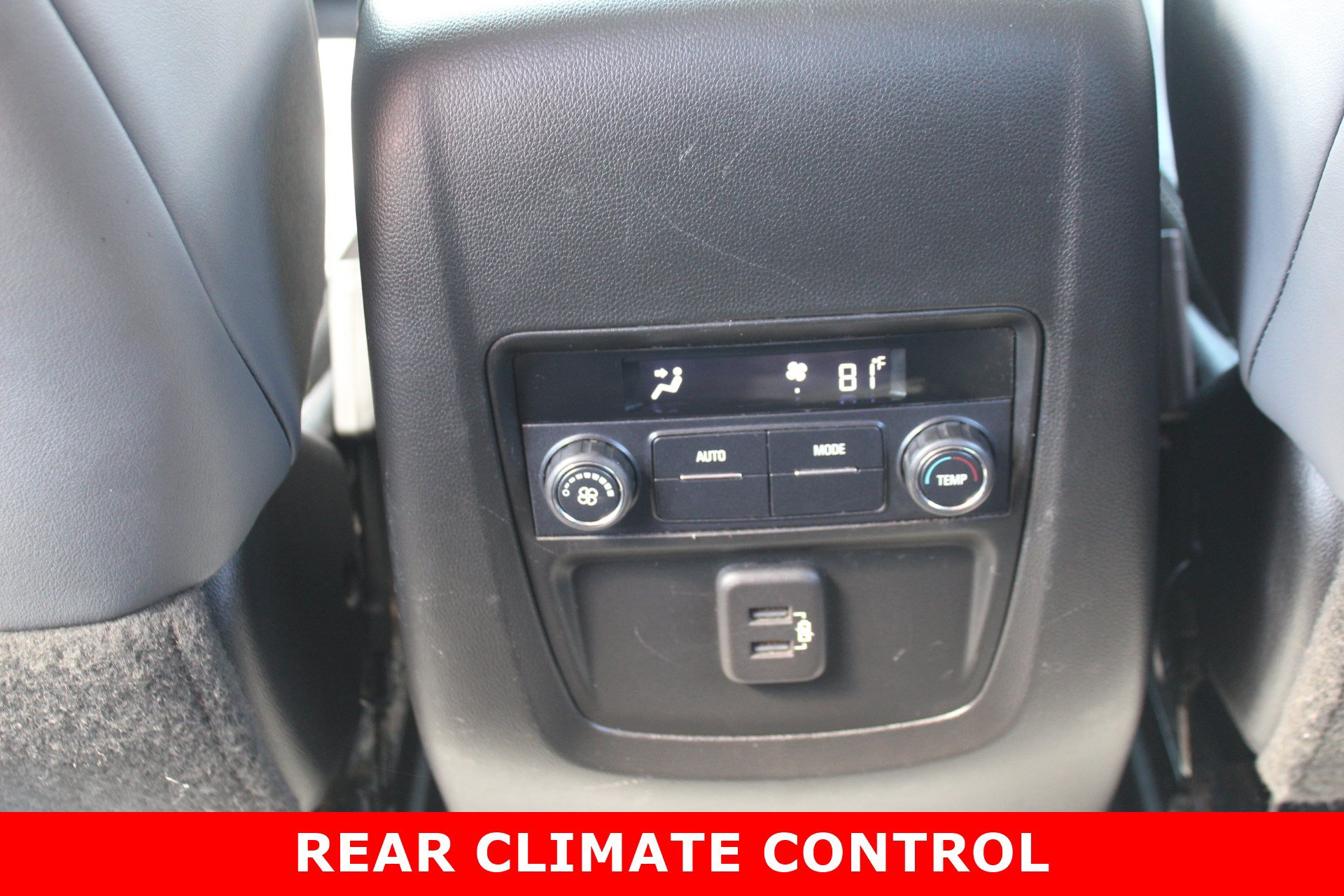 Used 2020 Buick Enclave Essence FWD image 24