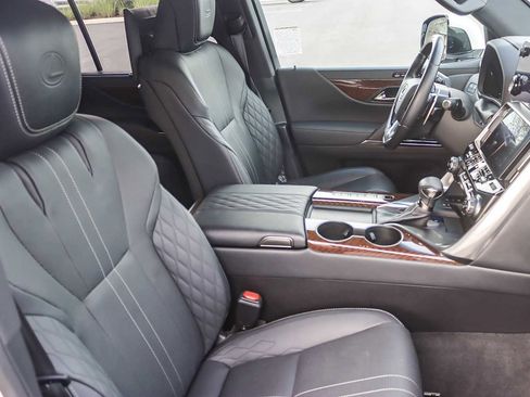 Used 2023 Lexus LX 600 4WD w/ Ultra Luxury Package image 15