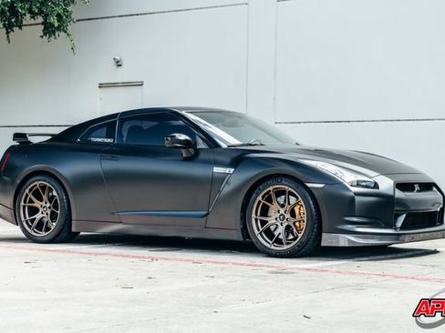 Used 2010 Nissan GT-R Premium AWD/4WD image 55