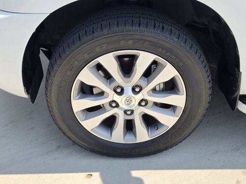Used 2016 Toyota Sequoia Limited w/ Safety & Convenience Package RWD image 40