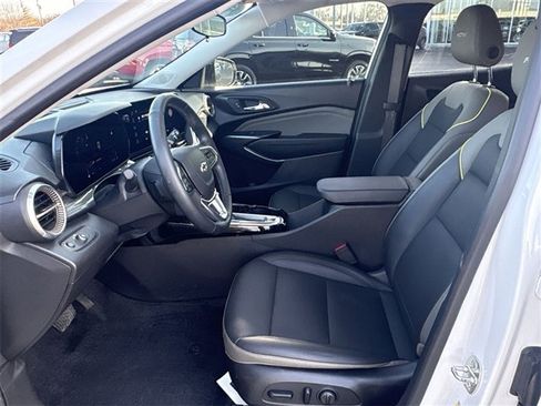 Certified 2024 Chevrolet Trax ACTIV w/ Sunroof Package image 19