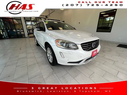 Used 2017 Volvo XC60 T6 Dynamic w/ Preferred Option Package AWD/4WD image 8