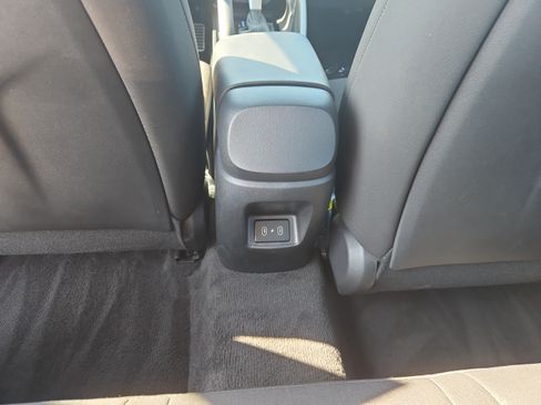 Certified 2025 Hyundai Elantra Sport FWD image 14