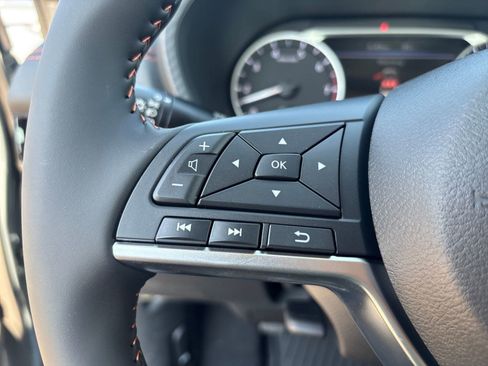 New 2025 Nissan Sentra SR image 17