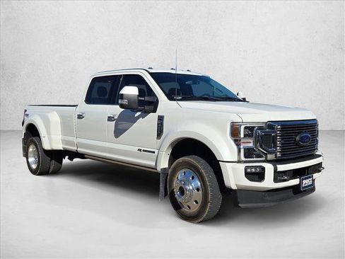 Used 2022 Ford F450 Limited w/ FX4 Off-Road Package image 3