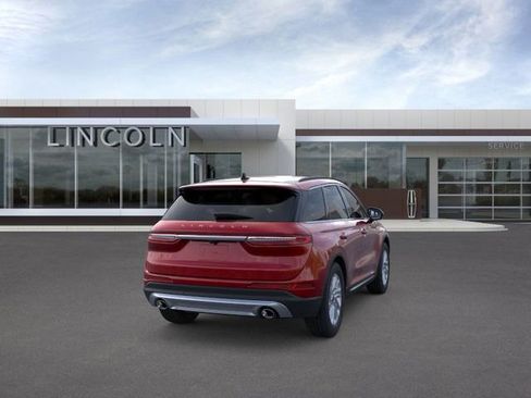 New 2026 Lincoln Corsair Premiere image 8