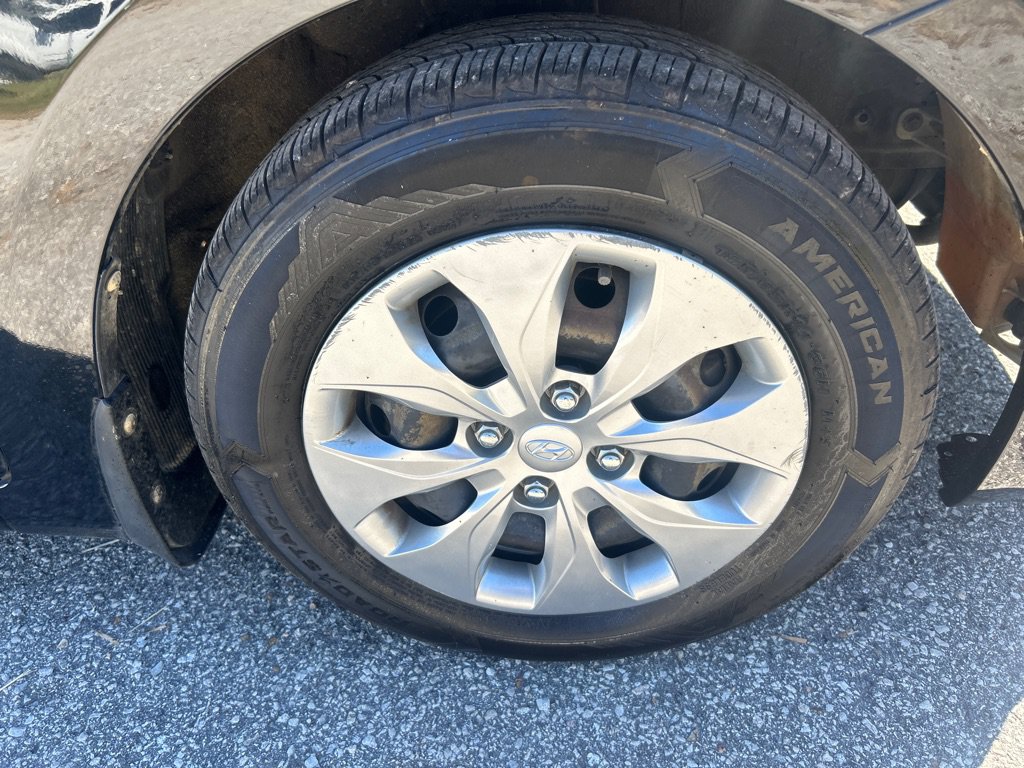 Used 2017 Hyundai Accent SE FWD image 18
