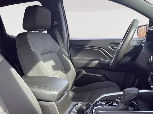 Used 2024 Chevrolet Colorado Trail Boss w/ Advanced Trailering Package image 11