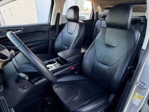 Used 2019 Ford Edge Titanium w/ Equipment Group 301A image 26