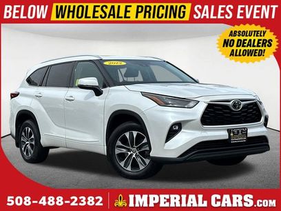 Used 2022 Toyota Highlander XLE