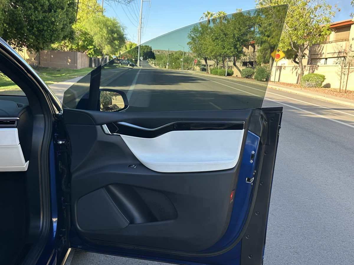 Used 2018 Tesla Model X 100D AWD/4WD image 50