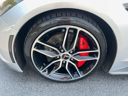 Used 2016 Chevrolet Corvette Stingray 2LT w/ 2LT Preferred Equipment Group image 9
