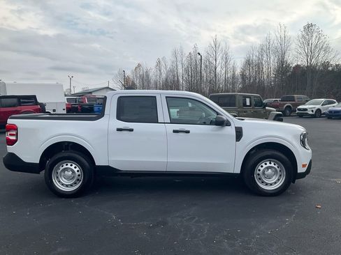 New 2025 Ford Maverick XL w/ Equipment Group 102A image 4