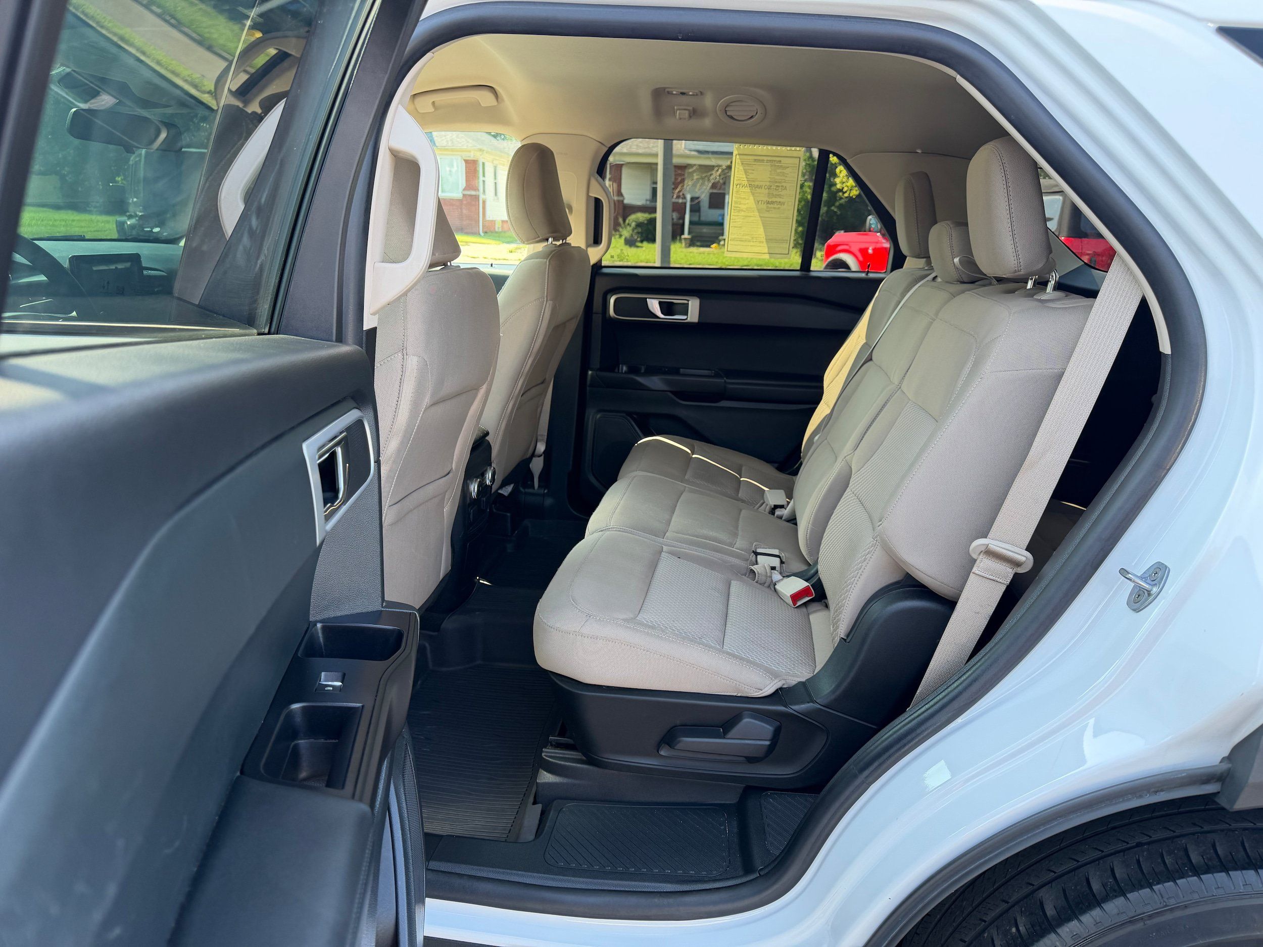 Used 2021 Ford Explorer 4WD image 12
