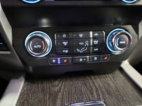 Certified 2020 Ford F250 Lariat image 26