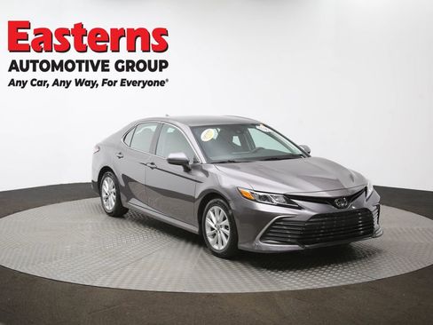 Used 2023 Toyota Camry LE image 49