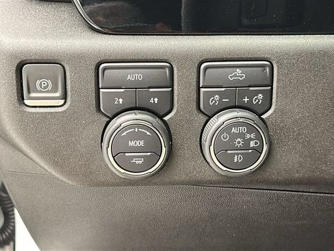 Used 2024 Chevrolet Silverado 1500 RST w/ Convenience Package II AWD/4WD image 23