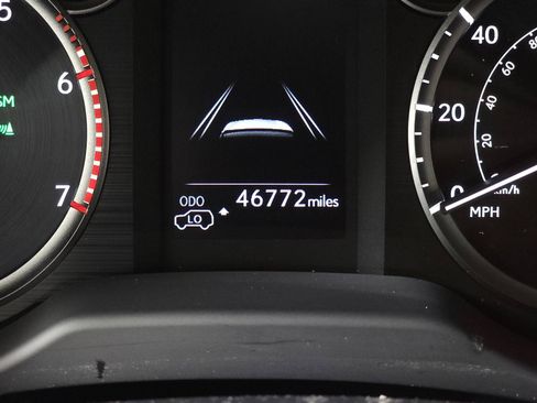 Used 2020 Lexus GX 460 Luxury w/ Off Road Package AWD/4WD image 20