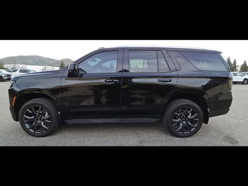 Used 2025 Chevrolet Tahoe LT w/ Comfort Package image 7