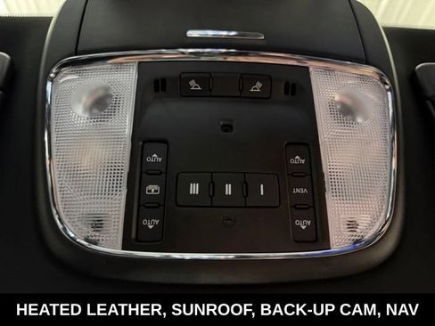 Used 2022 Chrysler 300 S RWD image 43