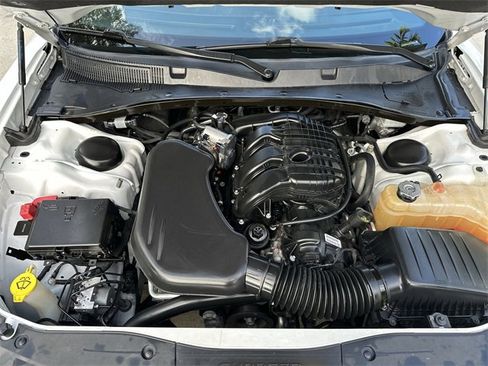 Used 2022 Dodge Charger SXT image 18