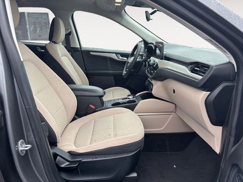 Used 2021 Ford Escape SE w/ Convenience Package image 10