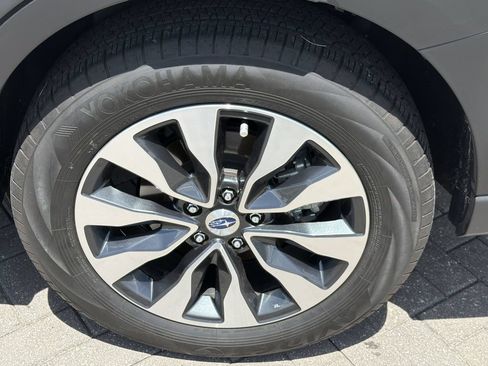 Certified 2024 Subaru Outback Limited AWD/4WD image 33