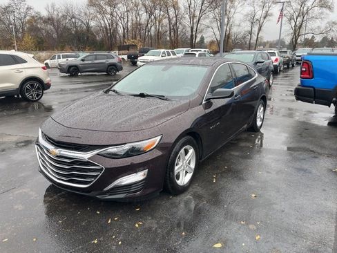 Used 2021 Chevrolet Malibu LS image 1