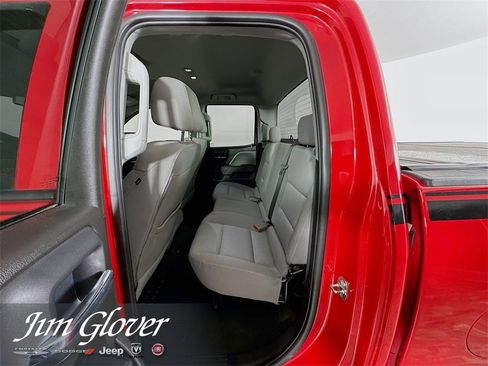 Used 2018 Chevrolet Silverado 1500 Custom w/ Custom Value Package image 16