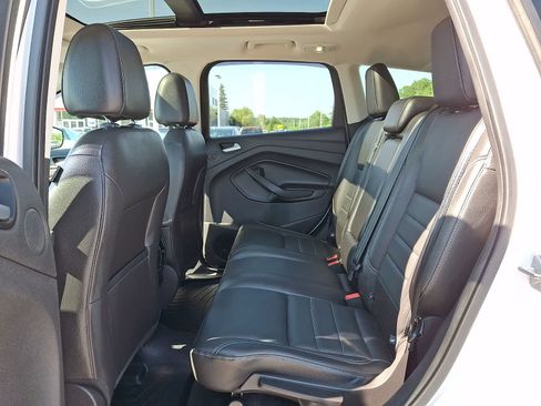 Used 2016 Ford Escape Titanium w/ Equipment Group 301A AWD/4WD image 11