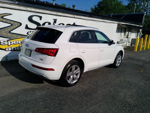 Used 2018 Audi Q5 2.0T Premium Plus AWD/4WD image 2