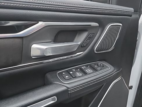 Used 2020 RAM 1500 Laramie image 14