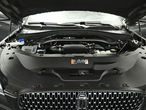 Certified 2023 Lincoln Aviator Reserve w/ Equipment Group 201A image 31