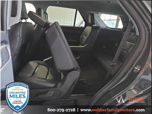 Used 2024 Ford Explorer XLT w/ Equipment Group 202A AWD/4WD image 11