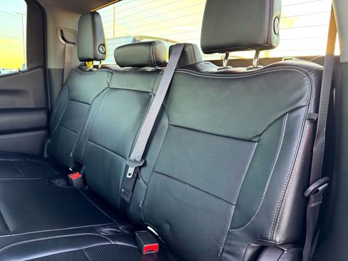 Used 2020 Chevrolet Silverado 1500 LT w/ Texas Edition image 15