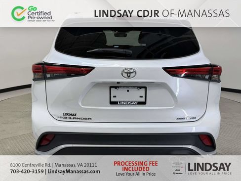 Used 2023 Toyota Highlander XSE AWD/4WD image 7