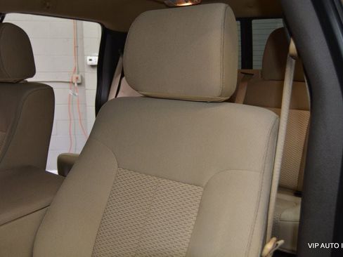 Used 2012 Ford F150 XLT w/ XLT Chrome Pkg image 13