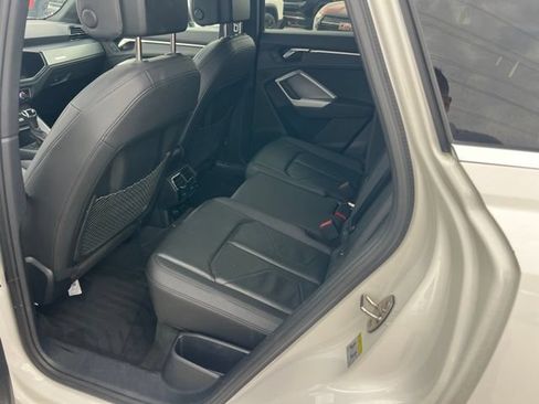 Used 2023 Audi Q3 2.0T Premium AWD/4WD image 7