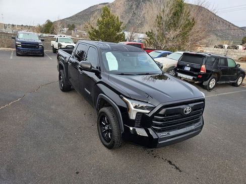 Used 2022 Toyota Tundra SR5 image 2