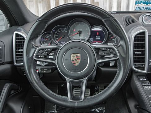 Used 2017 Porsche Cayenne S AWD/4WD image 14